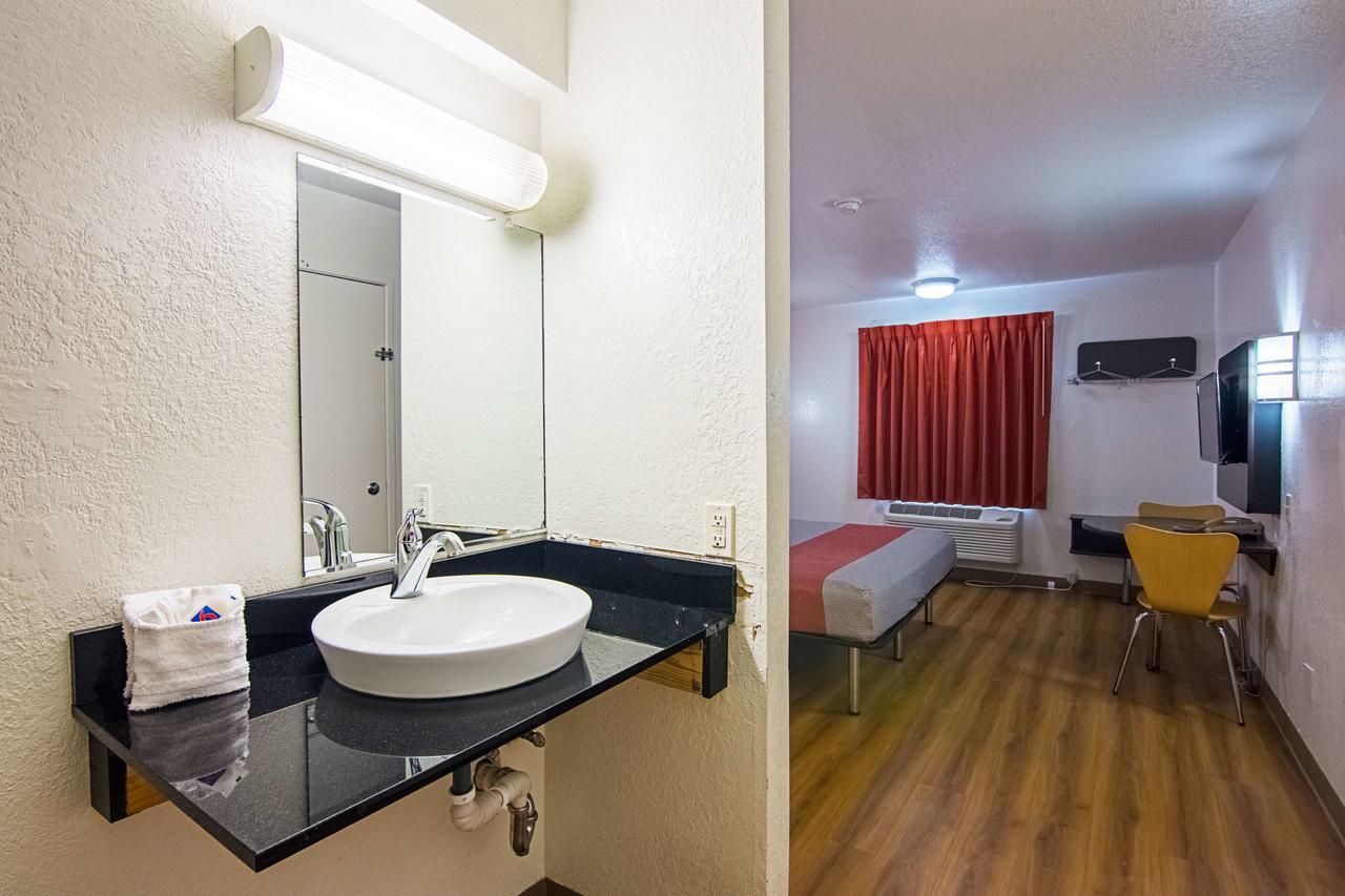 Motel 6 Little Rock South 외부 사진