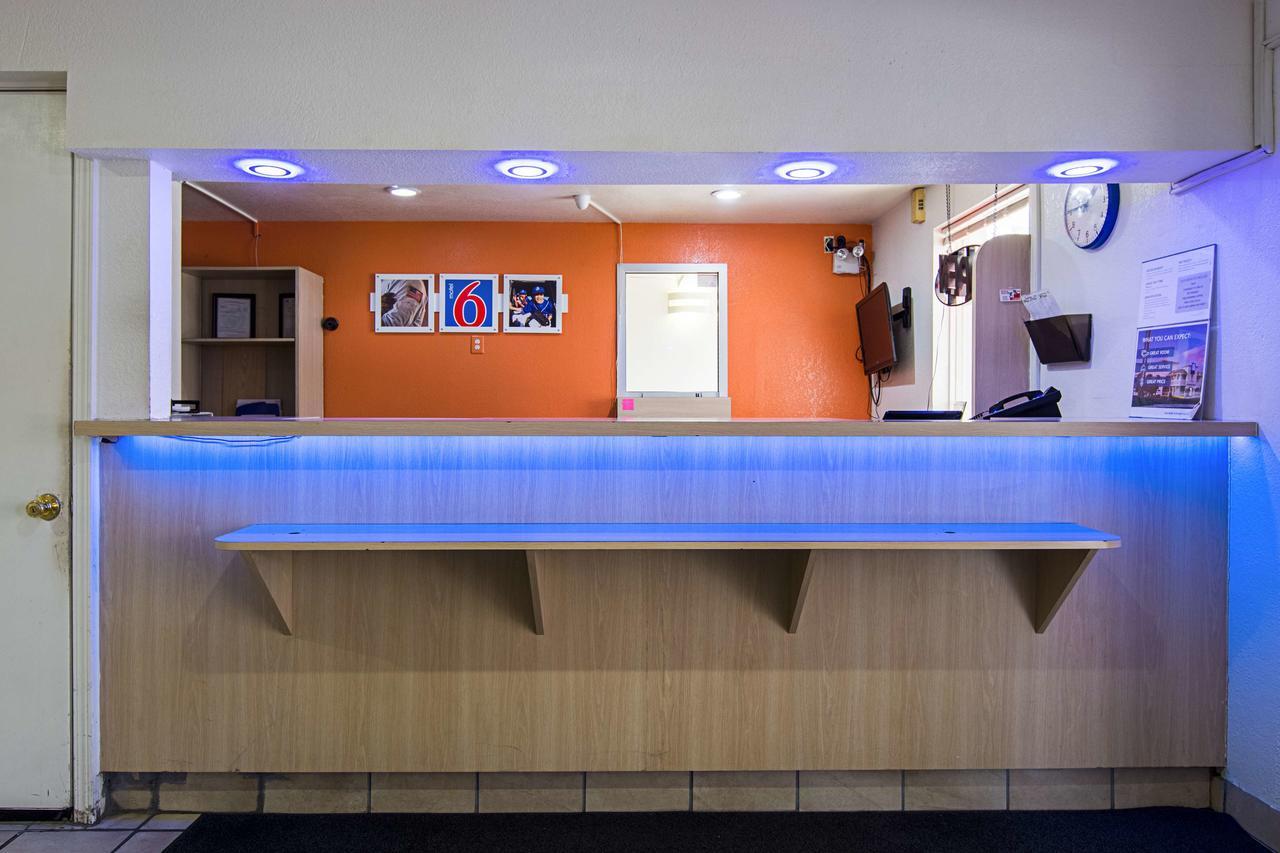 Motel 6 Little Rock South 외부 사진