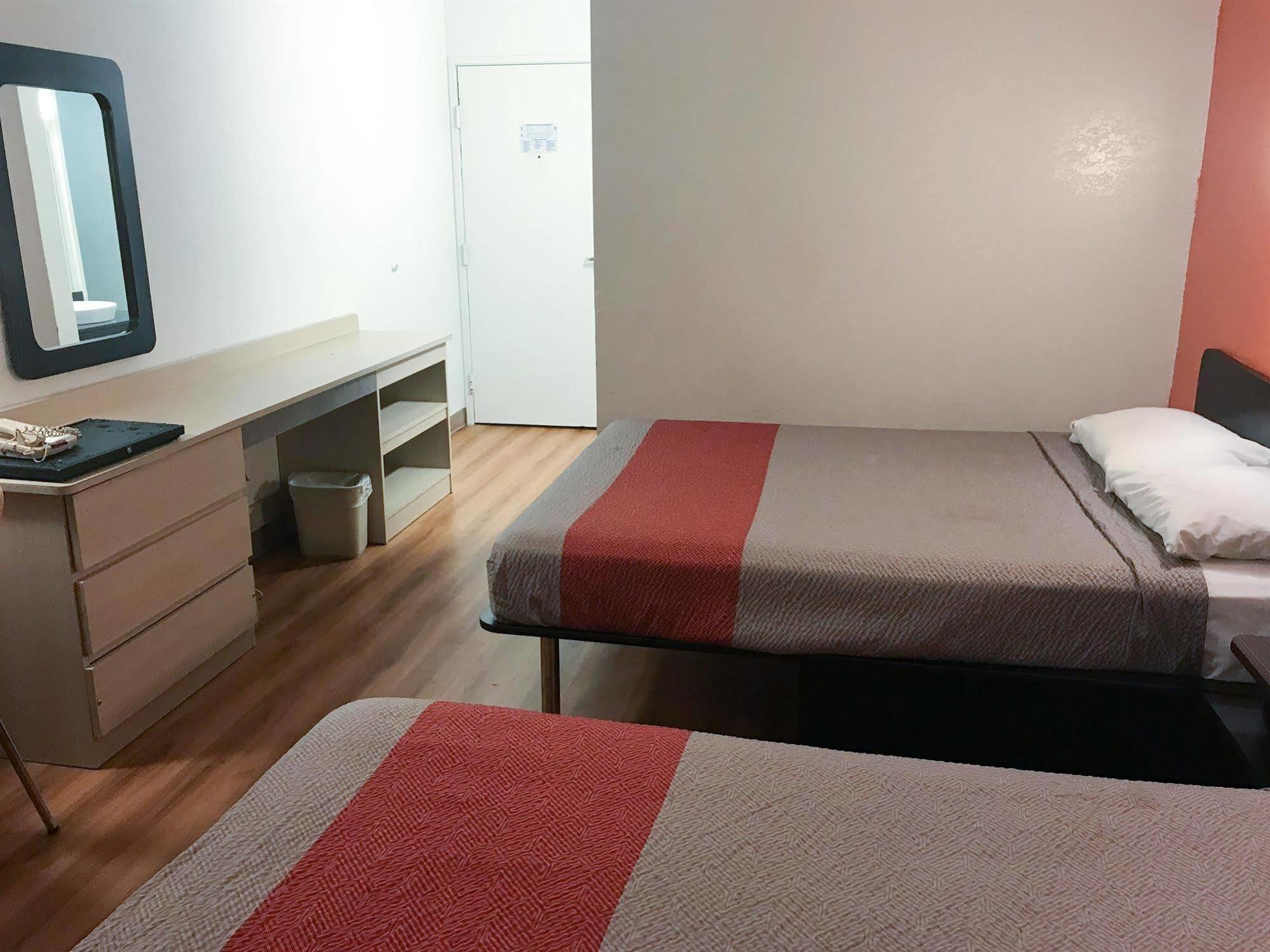 Motel 6 Little Rock South 외부 사진